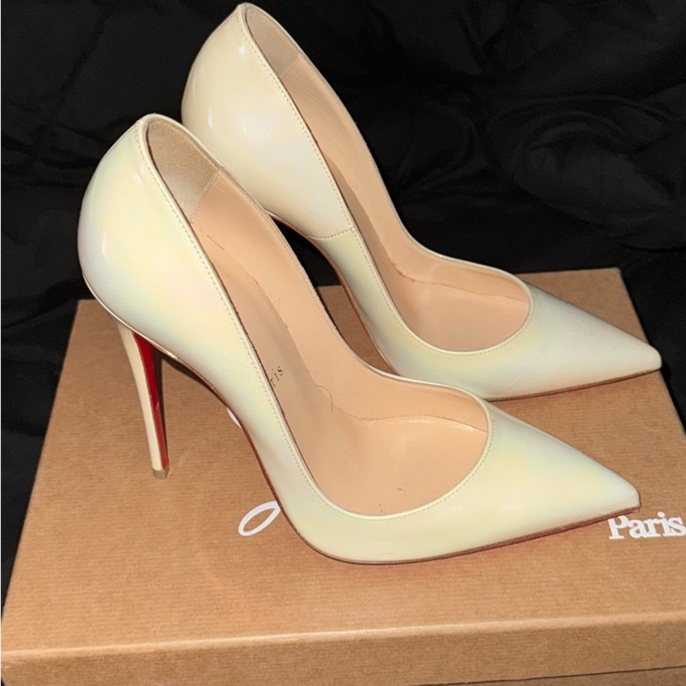 Christian Louboutin So Kate 120 Patent
White Opalescent AB Pumps